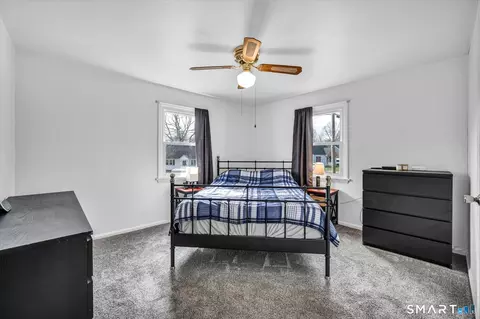 Bedroom - 90 W Side Dr, Hamden, CT 06514 photo 1 of 2