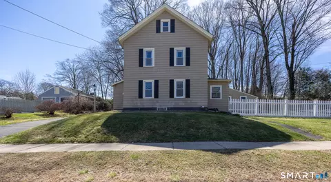 278 Hobart St, Southington, CT 06489