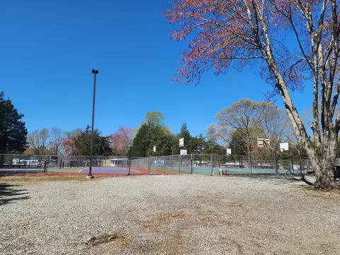 Exterior - 42 Pierce Rd, Preston, CT 06365 photo 6 of 10