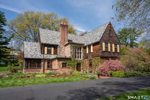 155 Scarborough St, Hartford, CT 06105