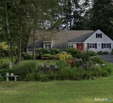 433 Hart St, Southington, CT 06489