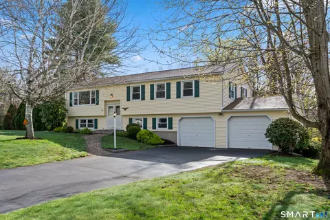 22 Settler Cir, Windsor, CT 06095