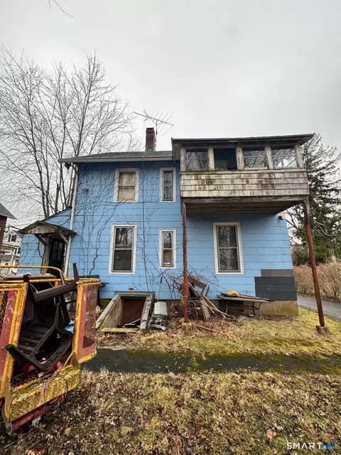 7 Evergreen Ave, Middletown, CT 06457