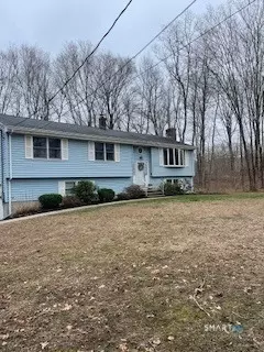 15 County Rd, North Branford, CT 06471