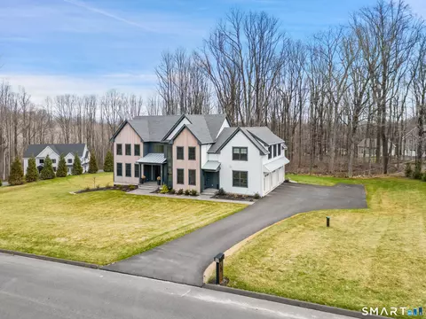 Other - 8 Holly Ln, Sandy Hook, CT 06482 photo 6 of 6