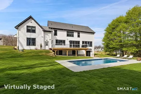 Exterior - 8 Holly Ln, Sandy Hook, CT 06482 photo 5 of 5