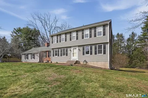 88 Nob Hill Rd, Cheshire, CT 06410