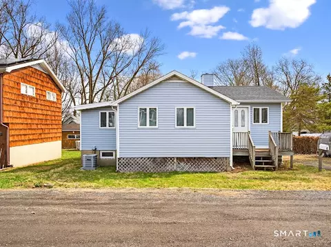 4 Springdale Ct, Norwalk, CT 06850