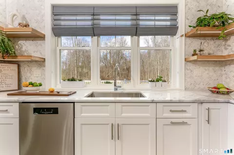 Kitchen - 4 Turkey Roost Rd # B, Sandy Hook, CT 06482 photo 2 of 4