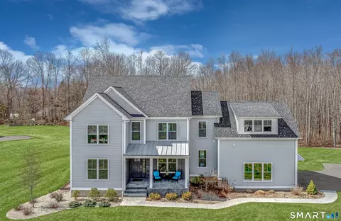 4 Turkey Roost Rd # B, Sandy Hook, CT 06482