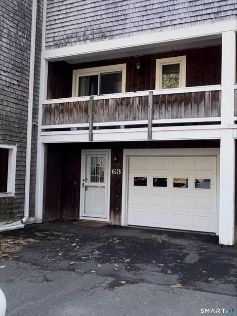 63 Songbird Ln #63, Farmington, CT 06032