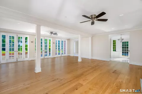 Living - 21 Point Rd, Norwalk, CT 06854 photo 1 of 2