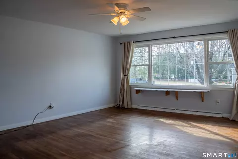 Living - 18 Leon St, Thompson, CT 06277 photo 2 of 3