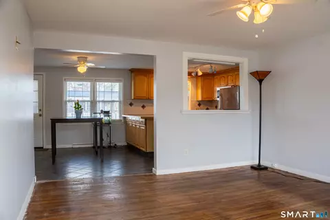 Living - 18 Leon St, Thompson, CT 06277 photo 1 of 3