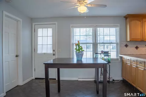Entry Way - 18 Leon St, Thompson, CT 06277 photo 1 of 1