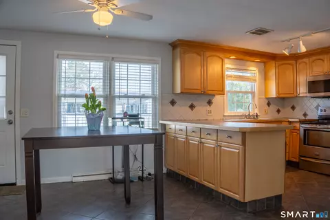Kitchen - 18 Leon St, Thompson, CT 06277 photo 5 of 5