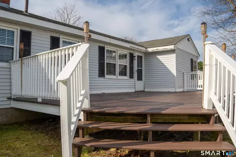 Exterior - 18 Leon St, Thompson, CT 06277 photo 2 of 3