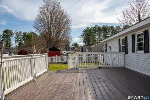 Exterior - 18 Leon St, Thompson, CT 06277 photo 3 of 3