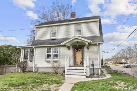301 Buckingham Ave, Milford, CT 06460