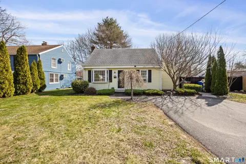 316 King St, Bristol, CT 06010
