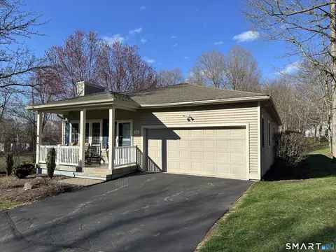 131 Hawthorne Dr #131, Berlin, CT 06037