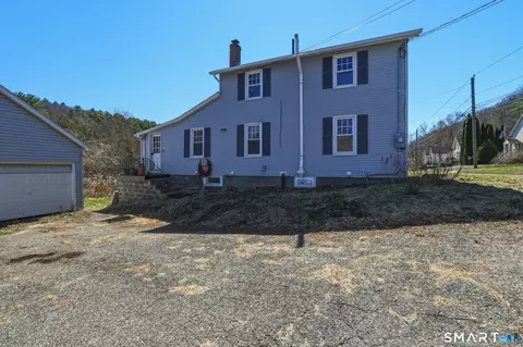 454 Norfolk Rd, Torrington, CT 06790