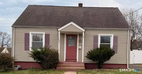 44 Lynmoor Pl, Hamden, CT 06517