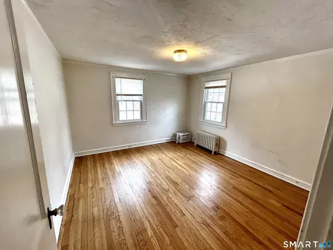 7 College Ave, Torrington, CT 06790 photo 4