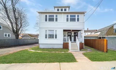 75 Curtis St, Meriden, CT 06450