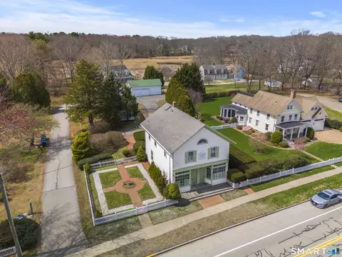 60 Lyme St, Old Lyme, CT 06371