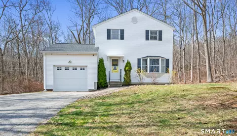 146 Lakeside Dr, Andover, CT 06232
