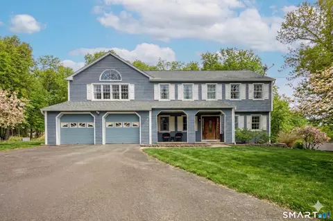 11 Joan Dr, Newtown, CT 06470