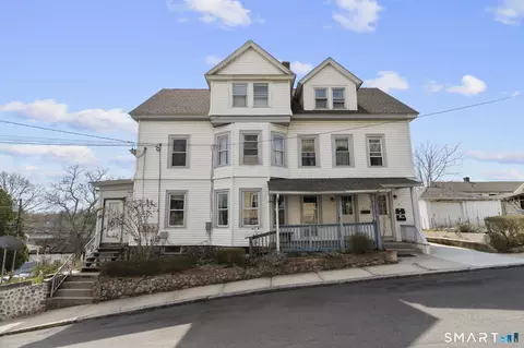 26 Rosemary St, New London, CT 06320