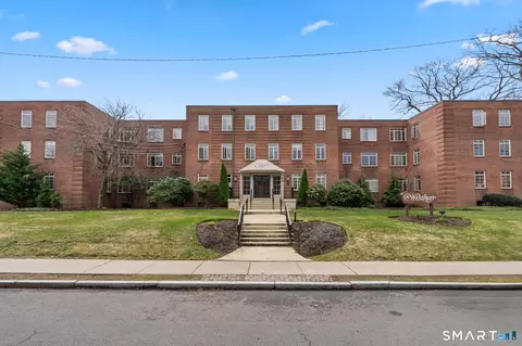 869 Farmington Ave #205, West Hartford, CT 06119