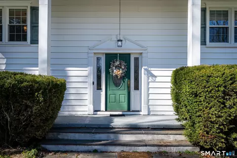 29 Echo Hill Dr, Stamford, CT 06903