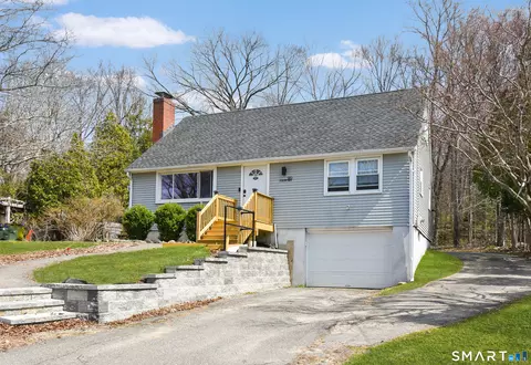 90 Colony Dr, Winchester, CT 06098