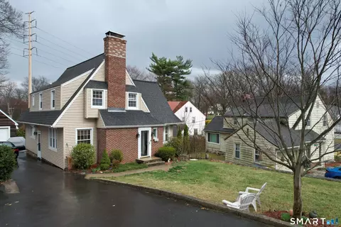 14 Arden Rd, Waterbury, CT 06708
