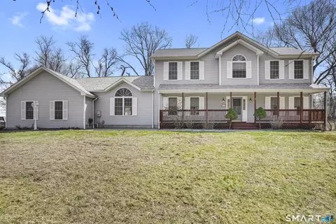 72 Perry Hill Rd, Shelton, CT 06484