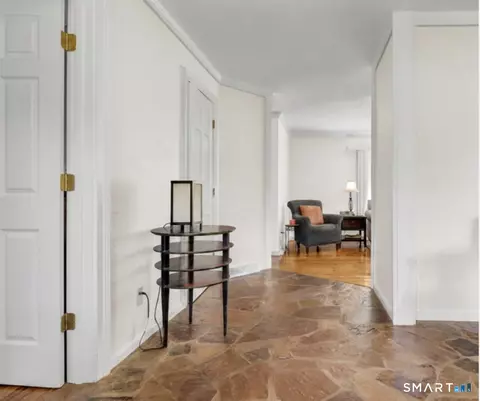 Entry Way - 975 Main St, Hamden, CT 06514 photo 1 of 4