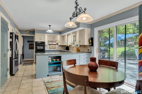 Kitchen - 975 Main St, Hamden, CT 06514 photo 5 of 5