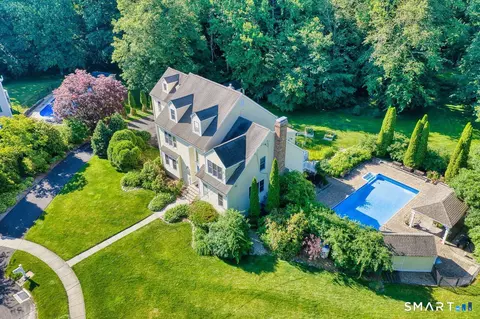 65 Arrowwood Pl, Stratford, CT 06614