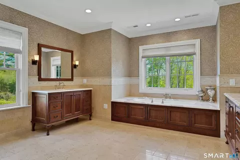 Bath - 206 Umpawaug Rd, Redding, CT 06896 photo 1 of 3