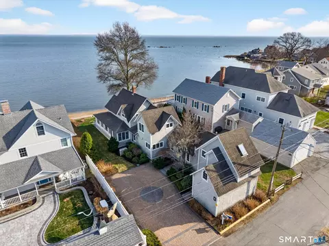 39 Chapman Ave, Westbrook, CT 06498