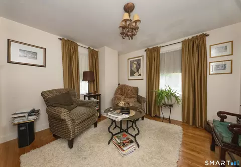 Living - 100 Pratt Rd, Clinton, CT 06413 photo 4 of 5