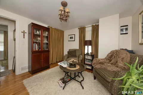 Living - 100 Pratt Rd, Clinton, CT 06413 photo 5 of 5