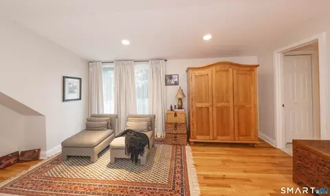 Bedroom - 100 Pratt Rd, Clinton, CT 06413 photo 2 of 4