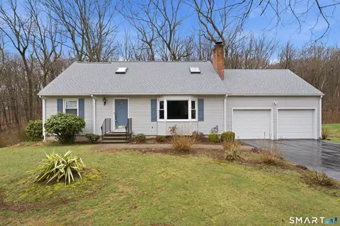 156 Bender Rd, Hamden, CT 06518