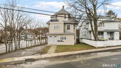 133 Southmayd Rd, Waterbury, CT 06705