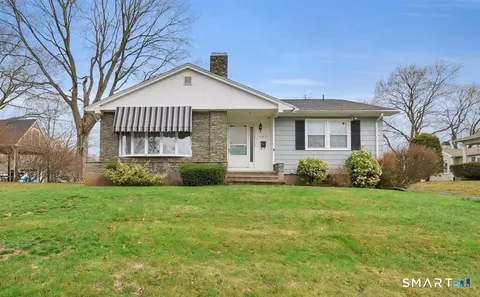 282 Parker Ave, Meriden, CT 06450