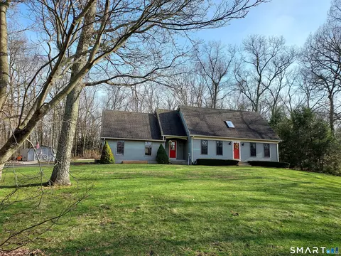 371 Old Slocum Rd, Hebron, CT 06248